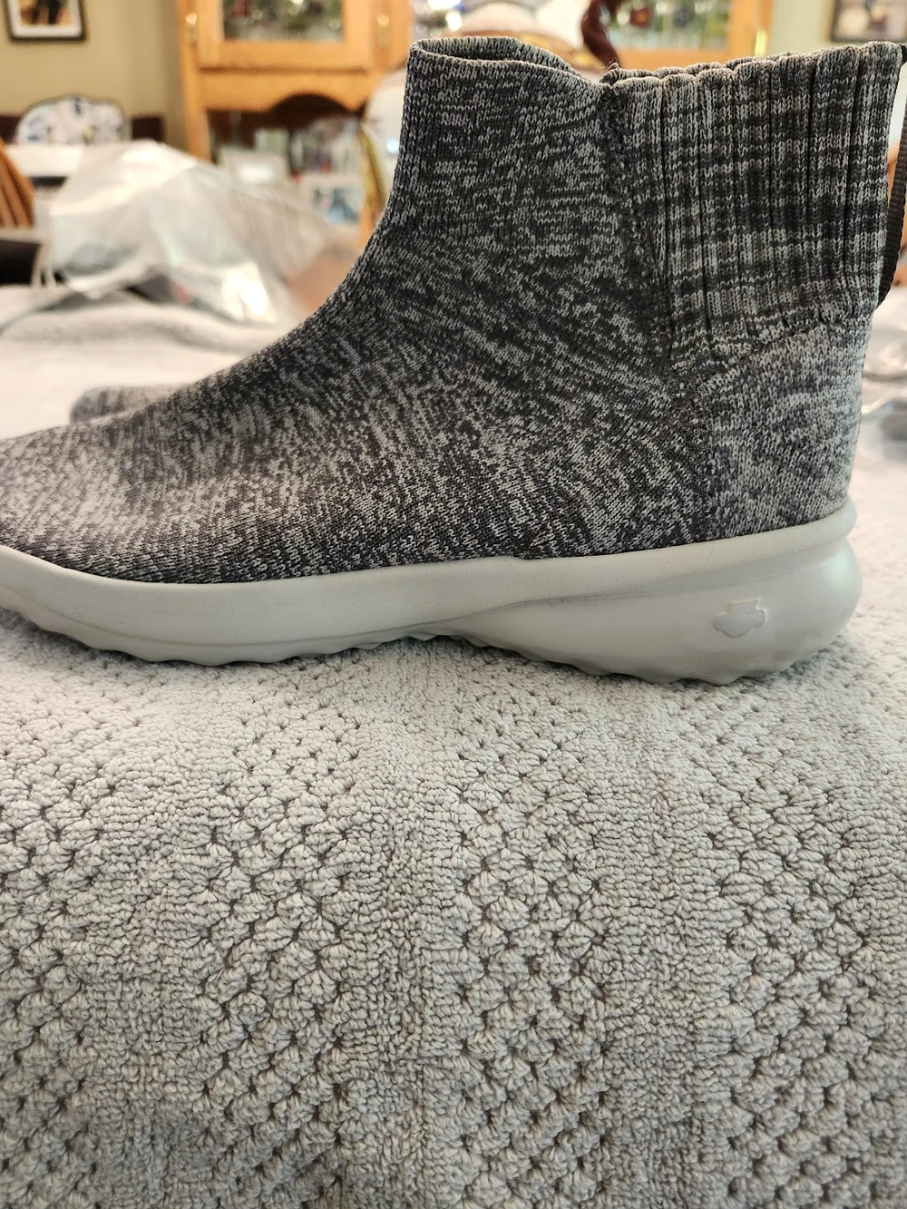 Skechers Goga Max Gray Knit Sock-Style Slip-On Sneakers 0152